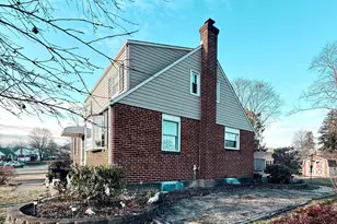 106 Bonnet Ln, Hatboro, PA 19040 - Photo 3