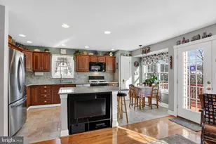 375 Belcourt Way, Harleysville, PA 19438 - Photo 11