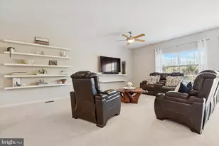 1070 Rosemont Terrace, Pennsburg, PA 18073 - Photo 9