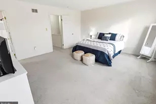 1405 Village Green Dr, Gilbertsville, PA 19525 - Photo 19