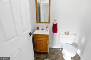 1405 Village Green Dr, Gilbertsville, PA 19525 - Photo 15