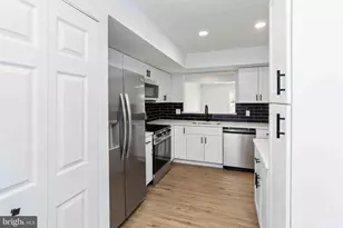 19 Jack Ladder Cir, Horsham, PA 19044 - Photo 5