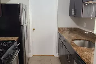 701 Thornton Ct, North Wales, PA 19454 - Photo 5