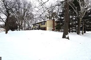 1402 Hearth Dr, North Wales, PA 19454 - Photo 3