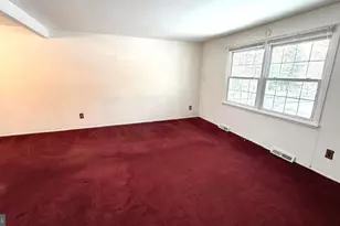 1402 Hearth Dr, North Wales, PA 19454 - Photo 5