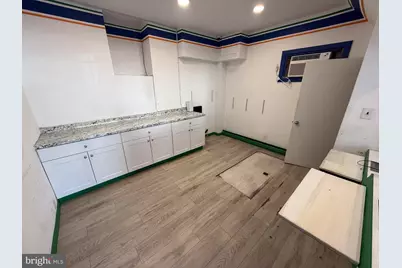 524 Dekalb Street, Norristown, PA 19401 - Photo 3