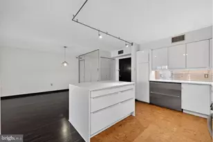 10503 Valley Forge Cir, King of Prussia, PA 19406 - Photo 3