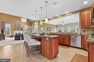 414 Fallowfield Ln, Harleysville, PA 19438 - Photo 5