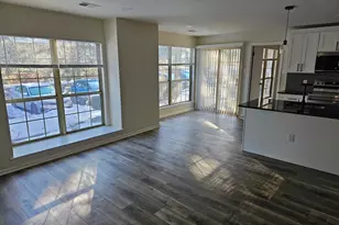 401 Foxcroft Cir, Royersford, PA 19468 - Photo 5