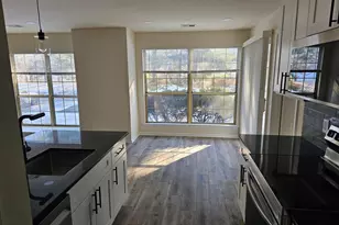 401 Foxcroft Cir, Royersford, PA 19468 - Photo 9