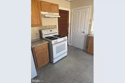 730 W Lafayette Street, Norristown, PA 19401 - Photo 3