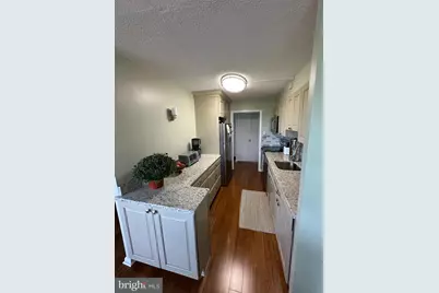 1001 City #E-914, Wynnewood, PA 19096 - Photo 13