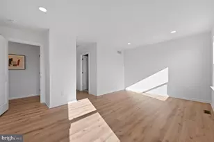 242 Chapel Ct, Norristown, PA 19401 - Photo 35