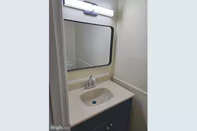 1136 Bayless Place #CONDO H-1, Norristown, PA 19403 - Photo 7