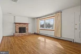 3702 Kings Rd, Pennsburg, PA 18073 - Photo 9