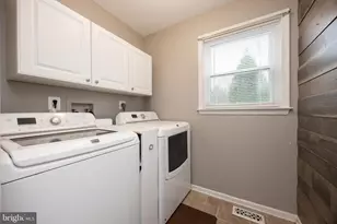 204 E Buchert Rd, Gilbertsville, PA 19525 - Photo 15