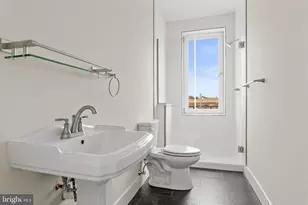 933 W Lancaster Ave, Bryn Mawr, PA 19010 - Photo 9