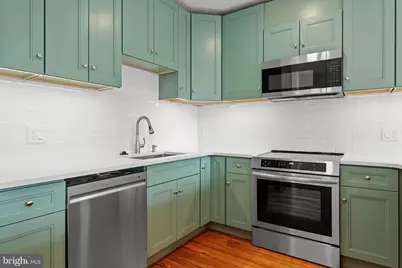 933 W Lancaster Avenue #2, Bryn Mawr, PA 19010 - Photo 5