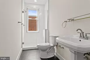 933 W Lancaster Ave, Bryn Mawr, PA 19010 - Photo 9