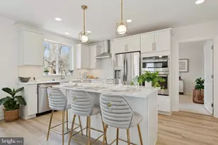 250 Chapel Ct Dr, Norristown, PA 19401 - Photo 5