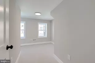 369 E Hector St, Conshohocken, PA 19428 - Photo 31