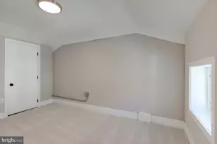 369 E Hector St, Conshohocken, PA 19428 - Photo 37