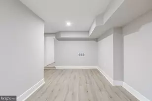 369 E Hector St, Conshohocken, PA 19428 - Photo 41