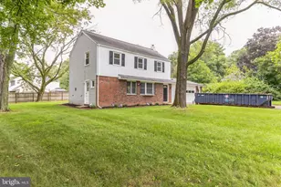 999 Netherwood Dr, Blue Bell, PA 19422 - Photo 19