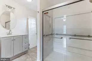 999 Netherwood Dr, Blue Bell, PA 19422 - Photo 11