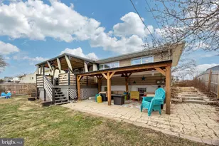 652 Woodland Dr, Pottstown, PA 19464 - Photo 5