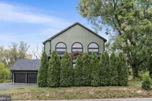 105 W 3rd Ave, Trappe, PA 19426 - Photo 3