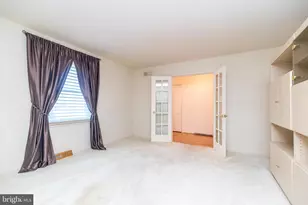 7 Vera Ln, Conshohocken, PA 19428 - Photo 9