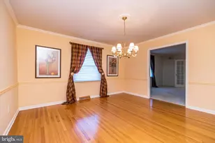 7 Vera Ln, Conshohocken, PA 19428 - Photo 11