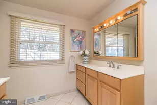 7 Vera Ln, Conshohocken, PA 19428 - Photo 47