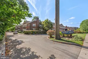 922 Montgomery Ave, Bryn Mawr, PA 19010 - Photo 1