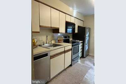 922 W Montgomery Avenue #C2, Bryn Mawr, PA 19010 - Photo 3