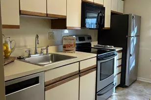 922 W Montgomery Ave, Bryn Mawr, PA 19010 - Photo 3