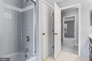 125 Scarlet Dr, Conshohocken, PA 19428 - Photo 27