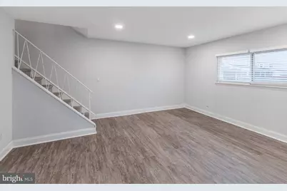 504 Natalie Lane, Norristown, PA 19401 - Photo 9