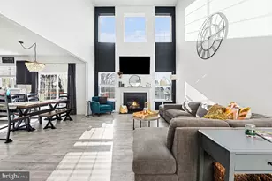 2105 Devon Ln, Pennsburg, PA 18073 - Photo 7