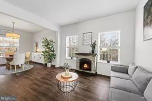 2105 Devon Ln, Pennsburg, PA 18073 - Photo 9