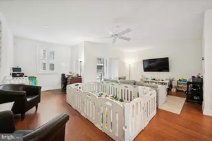 807 Lakeview Ct, King of Prussia, PA 19406 - Photo 9