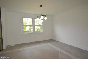 1436 E Lamplighter Ln, North Wales, PA 19454 - Photo 15