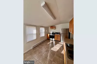 611 Lemon Street, Pottstown, PA 19464 - Photo 3