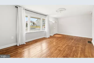 233 Garden Avenue, Horsham, PA 19044 - Photo 3