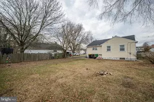 233 Garden Ave, Horsham, PA 19044 - Photo 19