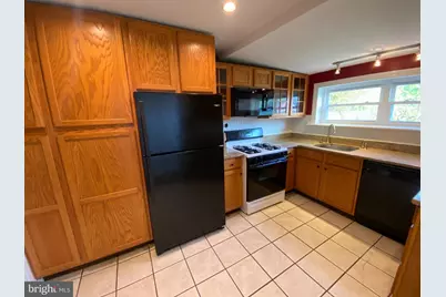 238 E 6th Avenue, Conshohocken, PA 19428 - Photo 9