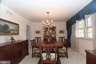 3875 Warfield Dr, Huntingdon Valley, PA 19006 - Photo 9