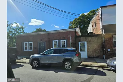 404 N Charlotte Street, Pottstown, PA 19464 - Photo 3