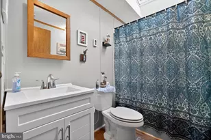 14 Holiday Ave, Hatfield, PA 19440 - Photo 9